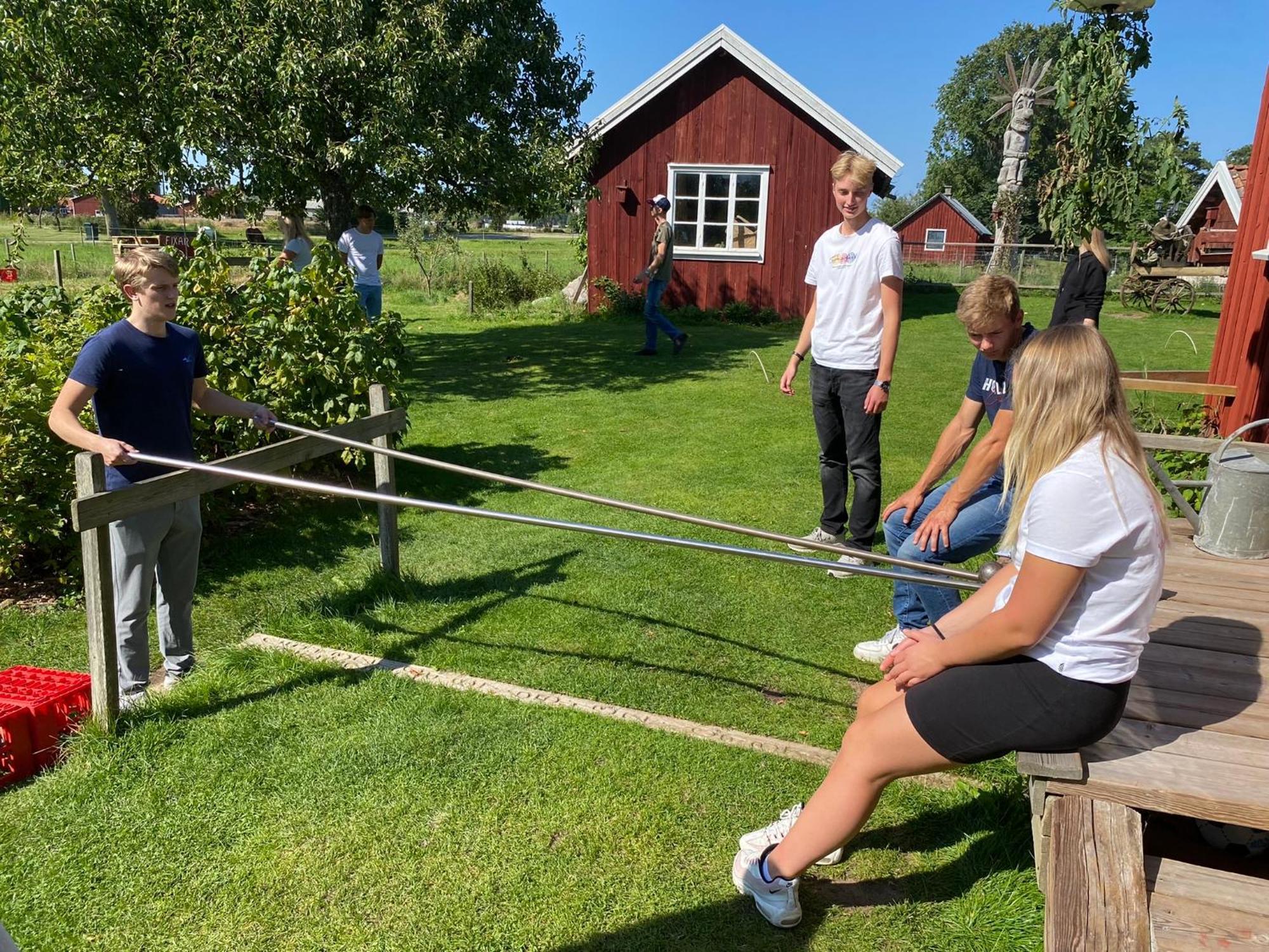 Aeventyrsgardens Vandrarhem, Kinnekulle Källby Exterior foto